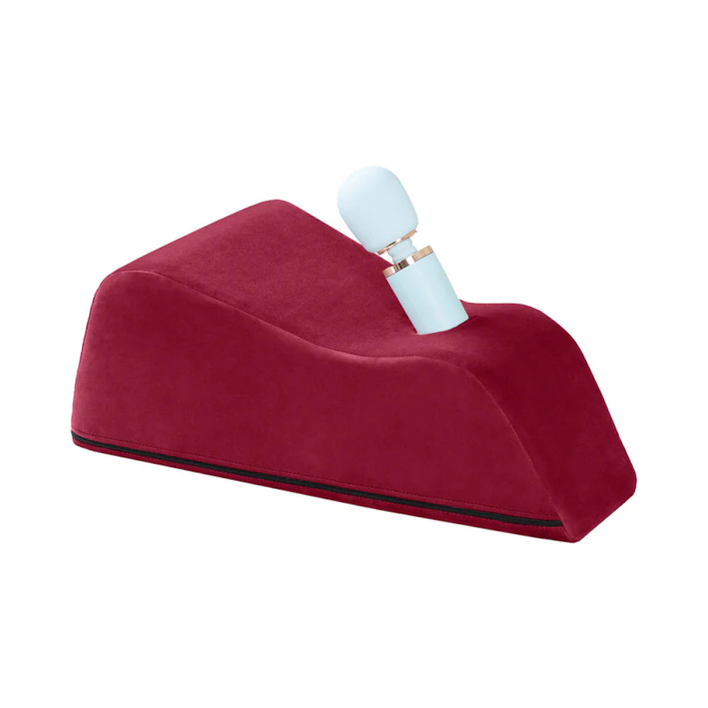 Wanda Toy Mount - Merlot